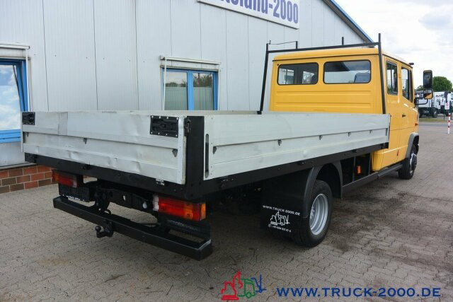 Pritsche Transporter, Transporter mit Doppelkabine Mercedes-Benz Vario 614 D DoKa 6 Sitze Original nur 152 tkm: das Bild 12