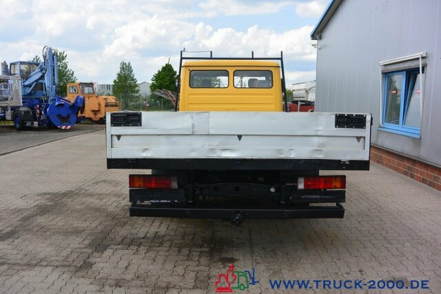 Pritsche Transporter, Transporter mit Doppelkabine Mercedes-Benz Vario 614 D DoKa 6 Sitze Original nur 152 tkm: das Bild 14