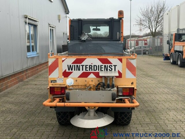 Multicar Tremo X56 Winterdienst Streuer + Besen NUR 14TKM - Kehrmaschine: das Bild 4 Multicar Tremo X56 Winterdienst Streuer + Besen NUR 14TKM - Kehrmaschine: das Bild 4