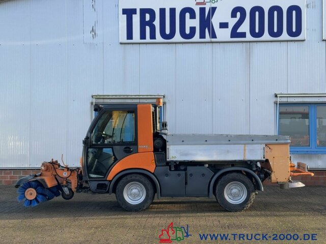 Multicar Tremo X56 Winterdienst Streuer + Besen NUR5569KM - Kehrmaschine: das Bild 2 Multicar Tremo X56 Winterdienst Streuer + Besen NUR5569KM - Kehrmaschine: das Bild 2