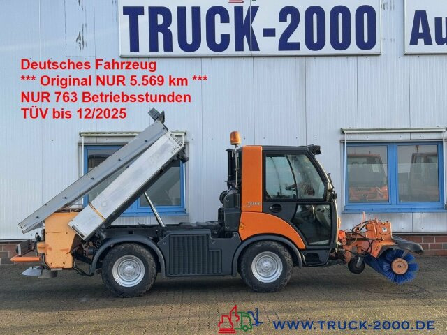 Multicar Tremo X56 Winterdienst Streuer + Besen NUR5569KM - Kehrmaschine: das Bild 1 Multicar Tremo X56 Winterdienst Streuer + Besen NUR5569KM - Kehrmaschine: das Bild 1