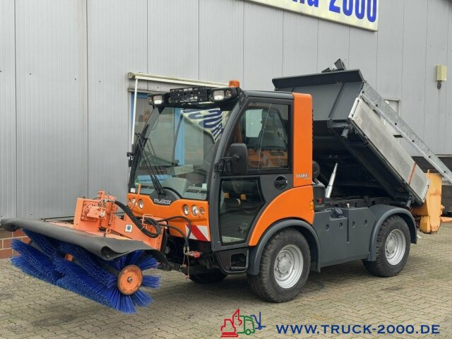 Multicar Tremo X56 Winterdienst Streuer + Besen NUR6689KM - Kehrmaschine: das Bild 3 Multicar Tremo X56 Winterdienst Streuer + Besen NUR6689KM - Kehrmaschine: das Bild 3