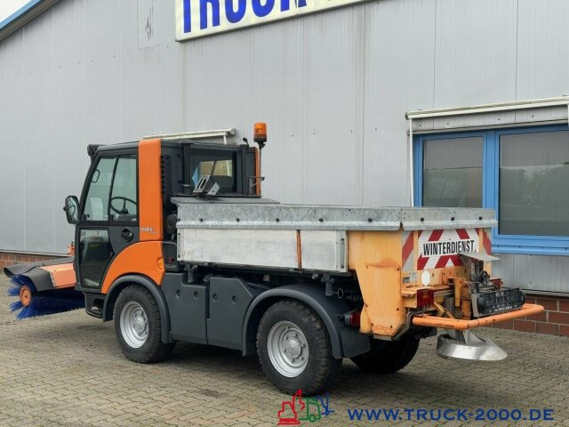 Multicar Tremo X56 Winterdienst Streuer + Besen NUR6689KM - Kehrmaschine: das Bild 4 Multicar Tremo X56 Winterdienst Streuer + Besen NUR6689KM - Kehrmaschine: das Bild 4