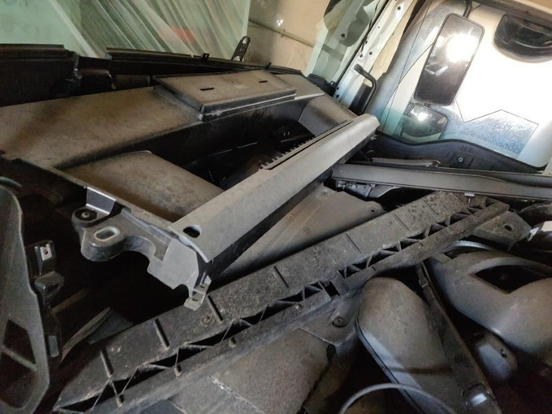 MAN Cabine TGL Euro6 - Fahrerhaus und Interieur für LKW: das Bild 4 MAN Cabine TGL Euro6 - Fahrerhaus und Interieur für LKW: das Bild 4