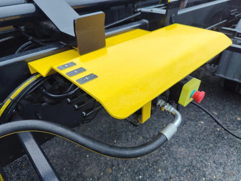 MAN TGL 12.250 with NEW Containersystem / Hooklift JIMECA - Abrollkipper: das Bild 5 MAN TGL 12.250 with NEW Containersystem / Hooklift JIMECA - Abrollkipper: das Bild 5