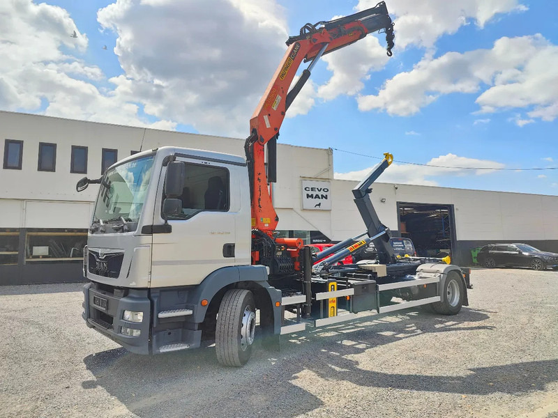 MAN TGM 18.290 4x2 Euro 6 + Crane Palfinger PK15500 - Abrollkipper, Autokran: das Bild 1 MAN TGM 18.290 4x2 Euro 6 + Crane Palfinger PK15500 - Abrollkipper, Autokran: das Bild 1
