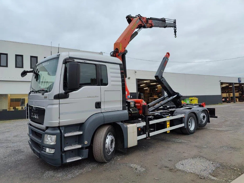MAN TGS 26.320 Container Multilift + Kraan Palfinger PK16502 - Abrollkipper, Autokran: das Bild 1 MAN TGS 26.320 Container Multilift + Kraan Palfinger PK16502 - Abrollkipper, Autokran: das Bild 1
