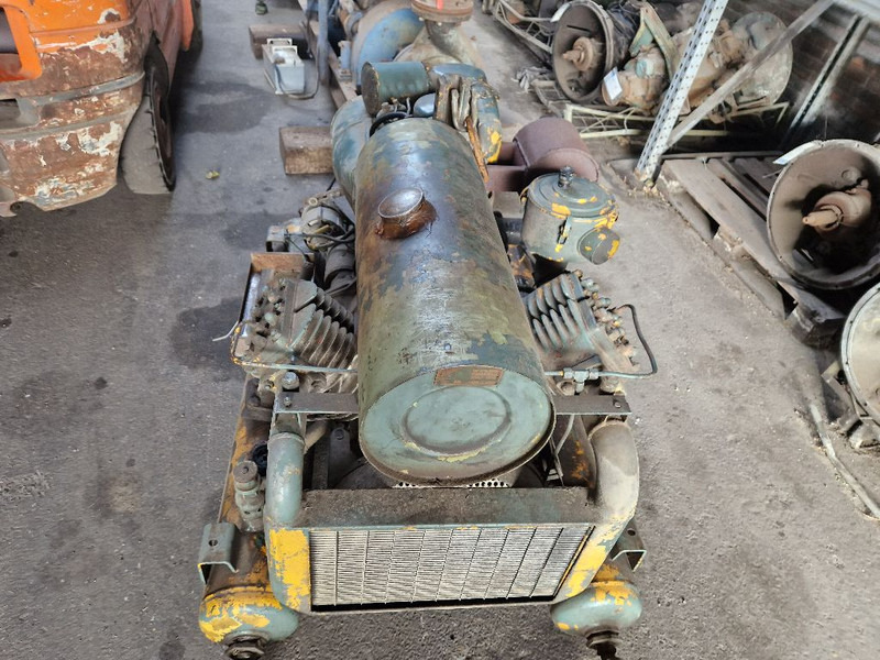 Motor und Teile Deutz F2L912: das Bild 9