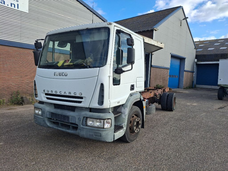 Iveco ML150E21 EUROCARGO - Fahrgestell LKW: das Bild 1 Iveco ML150E21 EUROCARGO - Fahrgestell LKW: das Bild 1