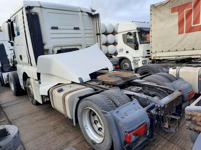 MAN TGX 18.400 - Sattelzugmaschine: das Bild 4 MAN TGX 18.400 - Sattelzugmaschine: das Bild 4