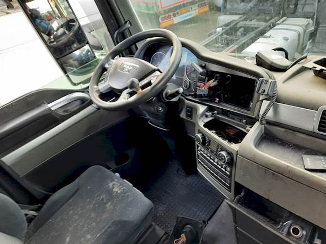 MAN TGX 18.400 - Sattelzugmaschine: das Bild 5 MAN TGX 18.400 - Sattelzugmaschine: das Bild 5