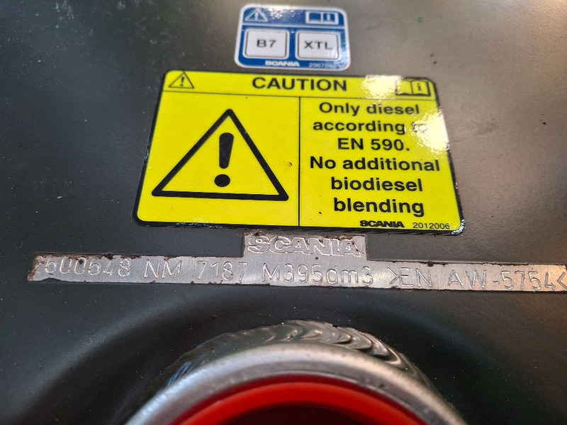 Scania 395L - Kraftstofftank: das Bild 4 Scania 395L - Kraftstofftank: das Bild 4