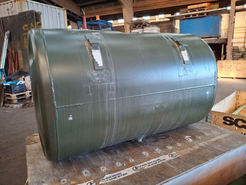 Scania 395L - Kraftstofftank: das Bild 5 Scania 395L - Kraftstofftank: das Bild 5