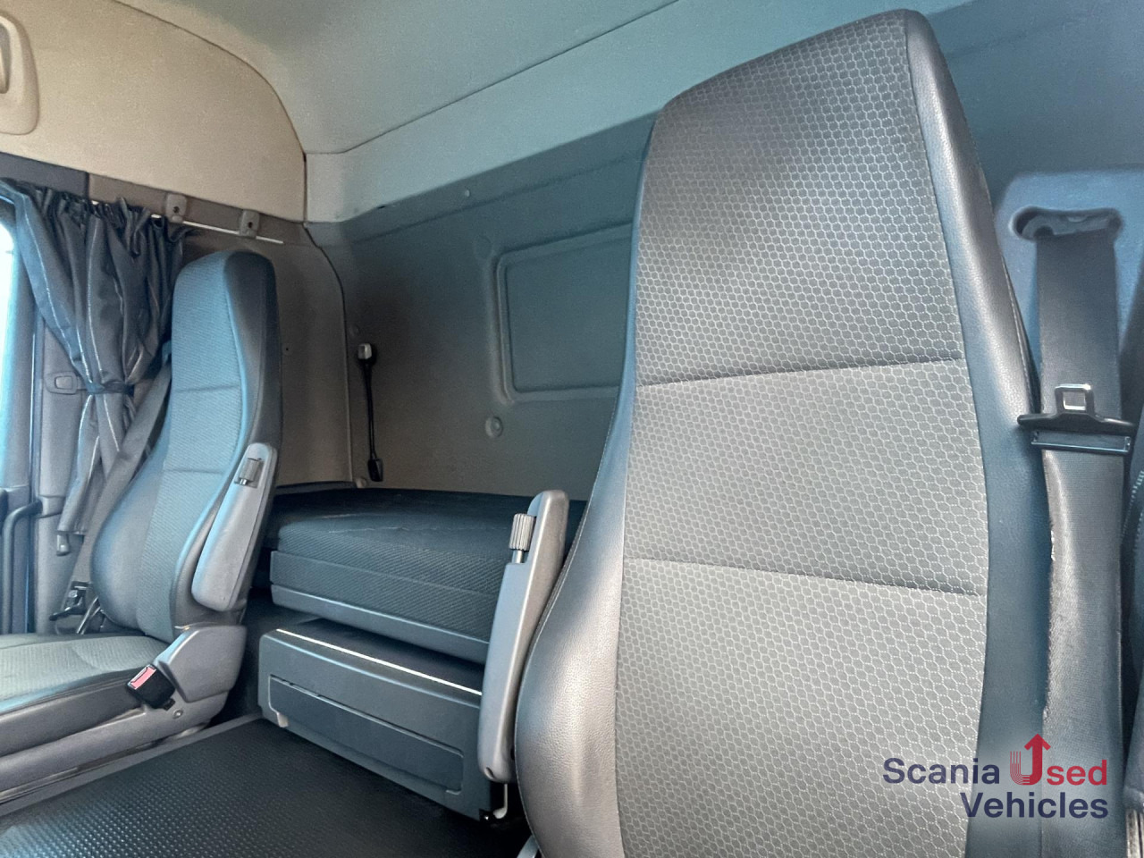 SCANIA G 410 LA4x2MNA SMART 2 AIRCO CRUISE - Sattelzugmaschine: das Bild 5 SCANIA G 410 LA4x2MNA SMART 2 AIRCO CRUISE - Sattelzugmaschine: das Bild 5