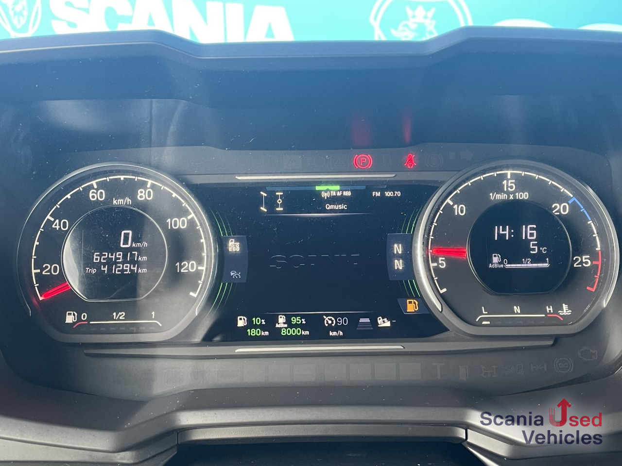 Sattelzugmaschine SCANIA R 450 A4x2NA DIFF-L RETARDER ADR-FL PARK AIRCO: das Bild 12