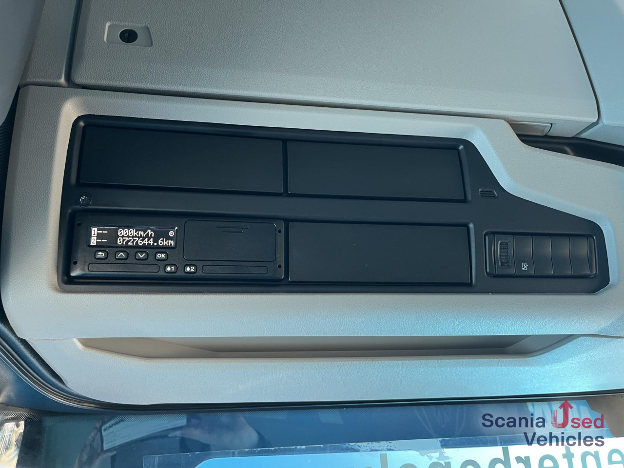 SCANIA R 450 A4x2NA RETARDER 8T DIFF-L SMART2 - Sattelzugmaschine: das Bild 5 SCANIA R 450 A4x2NA RETARDER 8T DIFF-L SMART2 - Sattelzugmaschine: das Bild 5