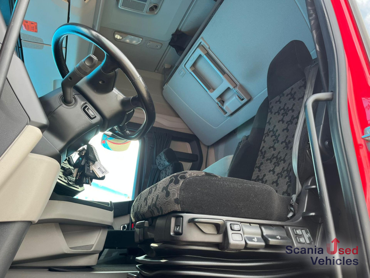 SCANIA R 500 A4x2NA RETARDER LED NAVI PTO - Sattelzugmaschine: das Bild 2 SCANIA R 500 A4x2NA RETARDER LED NAVI PTO - Sattelzugmaschine: das Bild 2