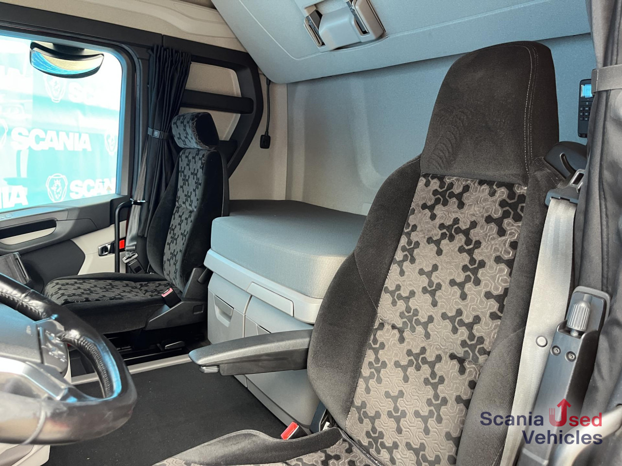 SCANIA R 500 A4x2NA RETARDER LED NAVI PTO - Sattelzugmaschine: das Bild 3 SCANIA R 500 A4x2NA RETARDER LED NAVI PTO - Sattelzugmaschine: das Bild 3