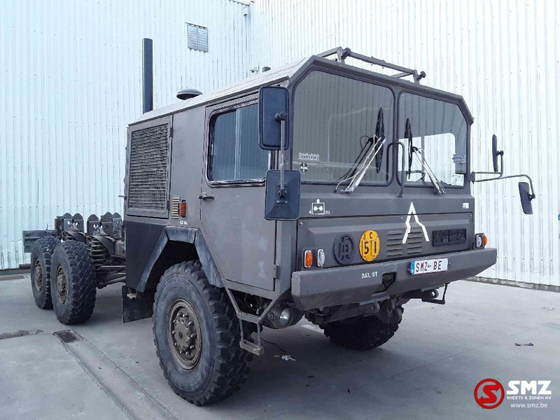 MAN KAT 6x6 72000 km - Fahrgestell LKW: das Bild 1 MAN KAT 6x6 72000 km - Fahrgestell LKW: das Bild 1