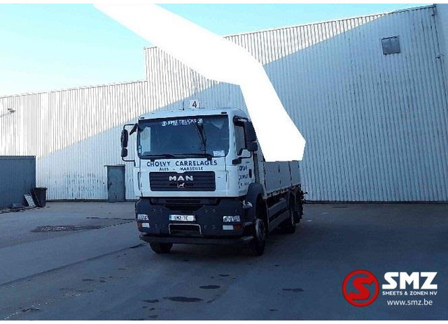MAN TGA 26.360 manual - Pritsche LKW, Autokran: das Bild 3 MAN TGA 26.360 manual - Pritsche LKW, Autokran: das Bild 3
