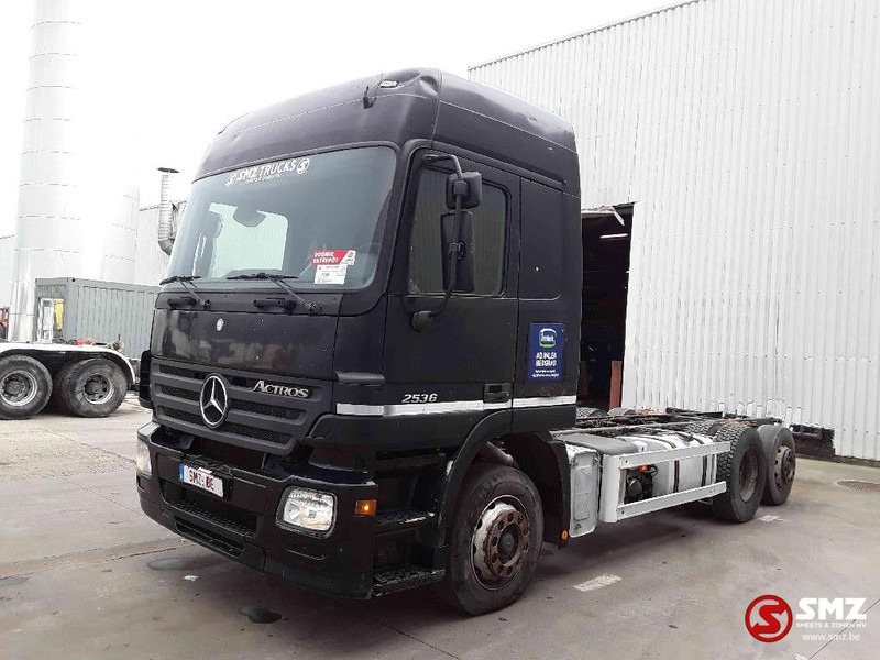 Mercedes-Benz Actros 2536 - Fahrgestell LKW: das Bild 3 Mercedes-Benz Actros 2536 - Fahrgestell LKW: das Bild 3