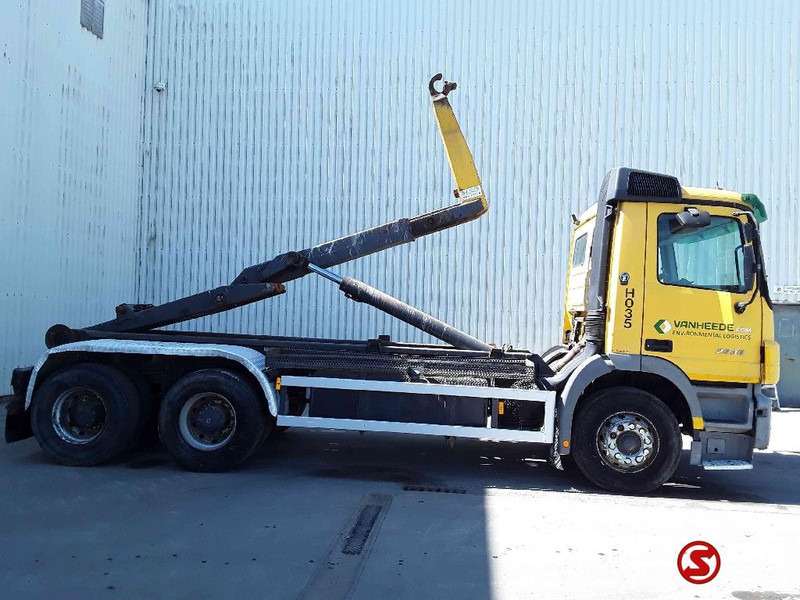 Mercedes-Benz Actros 2636 - Containerwagen/ Wechselfahrgestell LKW: das Bild 4 Mercedes-Benz Actros 2636 - Containerwagen/ Wechselfahrgestell LKW: das Bild 4