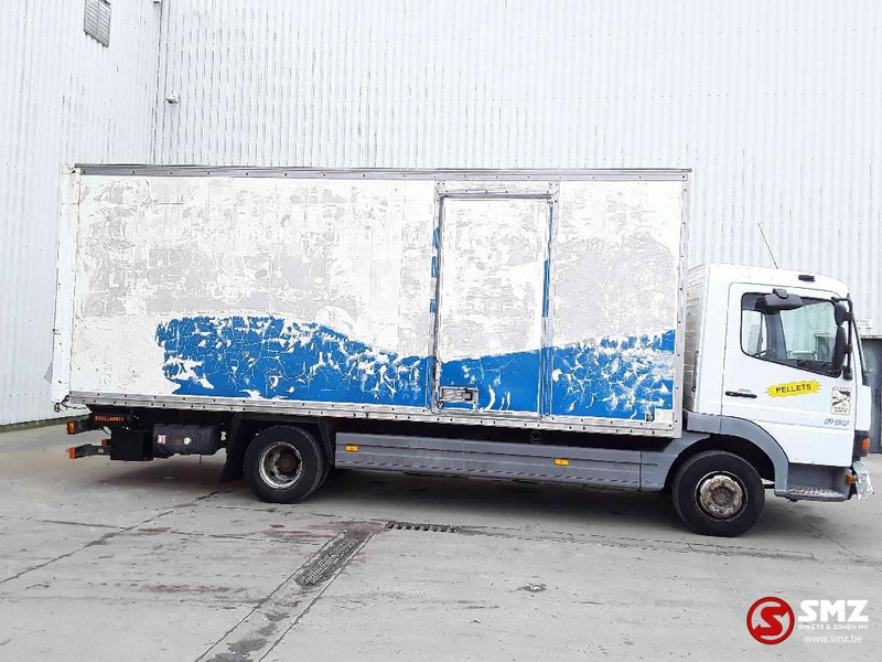 Mercedes-Benz Atego 818 - Koffer LKW: das Bild 4 Mercedes-Benz Atego 818 - Koffer LKW: das Bild 4