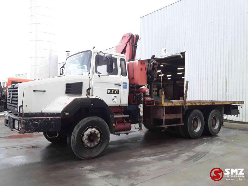 Renault CBH 280 fassi - Pritsche LKW, Autokran: das Bild 5 Renault CBH 280 fassi - Pritsche LKW, Autokran: das Bild 5