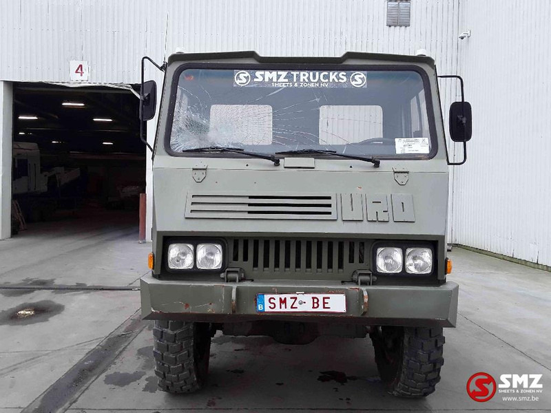 Urovesa 4x4 - Pritsche LKW: das Bild 2 Urovesa 4x4 - Pritsche LKW: das Bild 2