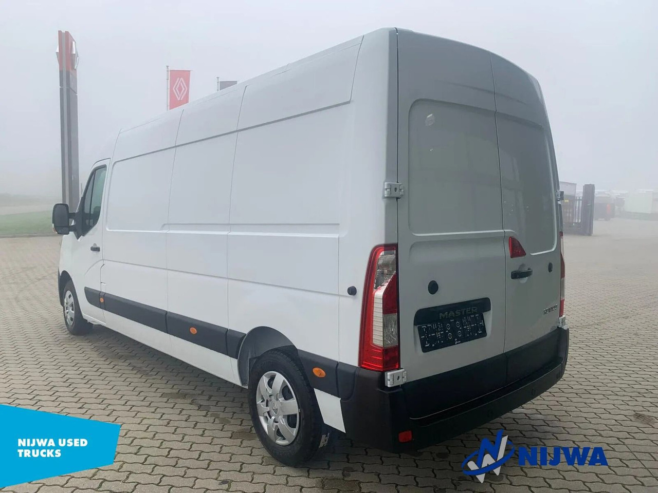 Renault Master 180 L3H2 Parkeersensoren + Airco Kasten - Kastenwagen: das Bild 4 Renault Master 180 L3H2 Parkeersensoren + Airco Kasten - Kastenwagen: das Bild 4