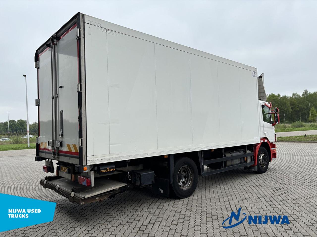 Scania P 230 4X2 Meat Truck + Laadklep - Kühlkoffer LKW: das Bild 3 Scania P 230 4X2 Meat Truck + Laadklep - Kühlkoffer LKW: das Bild 3