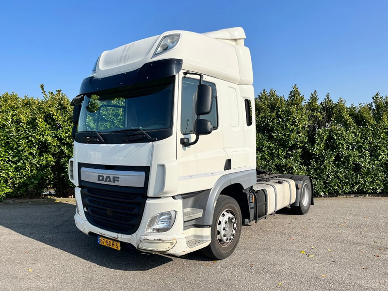 DAF CF 400 FT SC Euro6 - Sattelzugmaschine: das Bild 2 DAF CF 400 FT SC Euro6 - Sattelzugmaschine: das Bild 2