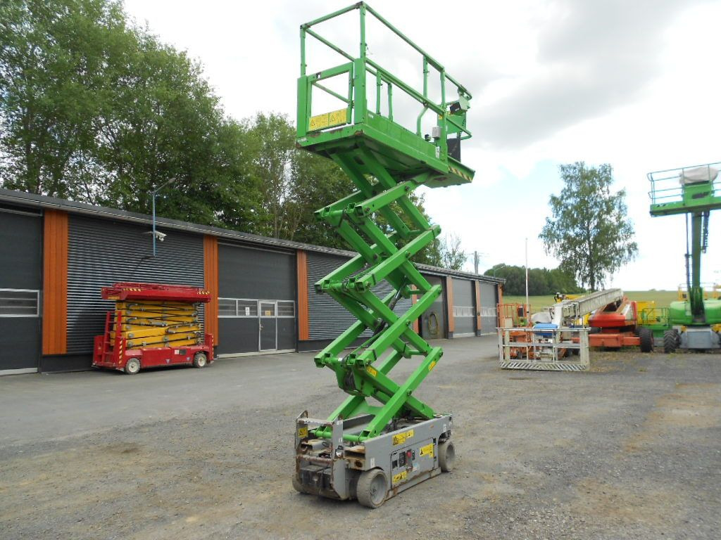 Genie GS 1932, Scherenarbeitsbühne Genie 8 m - LKW mit Arbeitsbühne: das Bild 2 Genie GS 1932, Scherenarbeitsbühne Genie 8 m - LKW mit Arbeitsbühne: das Bild 2