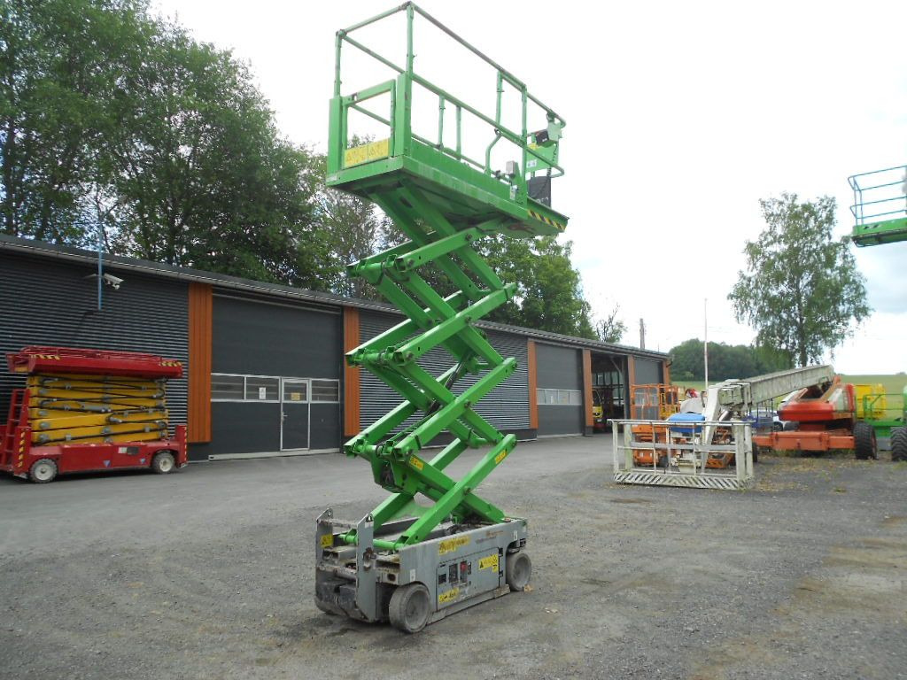 Genie GS 1932, Scherenarbeitsbühne Genie 8 m - LKW mit Arbeitsbühne: das Bild 2 Genie GS 1932, Scherenarbeitsbühne Genie 8 m - LKW mit Arbeitsbühne: das Bild 2