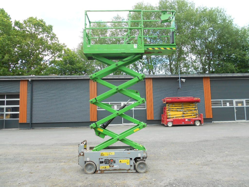 Genie GS 1932, Scherenarbeitsbühne Genie 8 m - LKW mit Arbeitsbühne: das Bild 1 Genie GS 1932, Scherenarbeitsbühne Genie 8 m - LKW mit Arbeitsbühne: das Bild 1