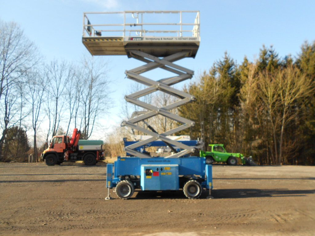 Genie GS4069BE, Hybrid, Allrad, Stützen, AH 14 m - Scherenbühne: das Bild 5 Genie GS4069BE, Hybrid, Allrad, Stützen, AH 14 m - Scherenbühne: das Bild 5