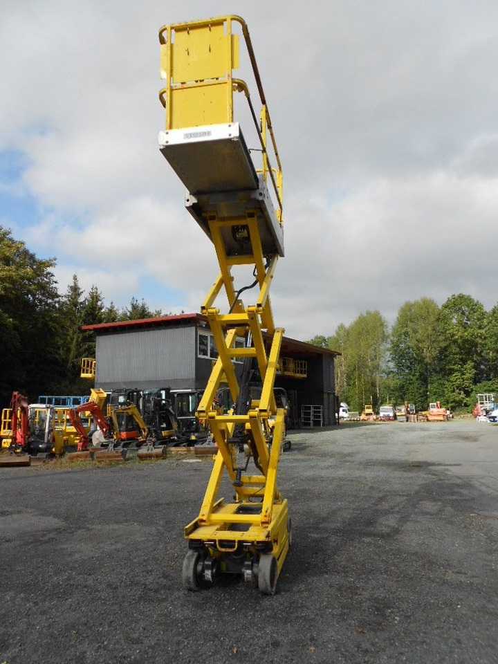 JLG 1930 ES, Scherenarbeitsbühne AH 8 m - LKW mit Arbeitsbühne: das Bild 5 JLG 1930 ES, Scherenarbeitsbühne AH 8 m - LKW mit Arbeitsbühne: das Bild 5
