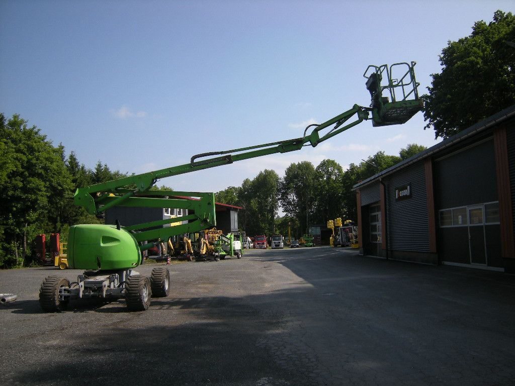 JLG 510 AJ, Allrad, Diesel, 18m - LKW mit Arbeitsbühne: das Bild 4 JLG 510 AJ, Allrad, Diesel, 18m - LKW mit Arbeitsbühne: das Bild 4