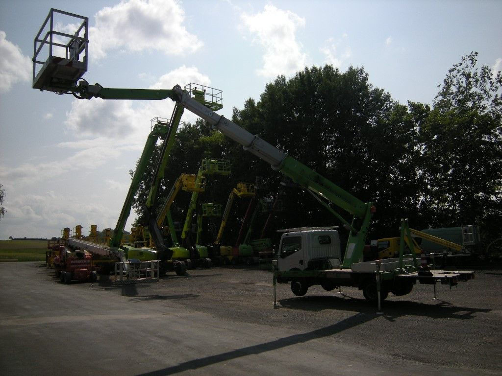 Nissan NT 400 Cabstar mit Palfinger P260BK, 21m - LKW mit Arbeitsbühne: das Bild 3 Nissan NT 400 Cabstar mit Palfinger P260BK, 21m - LKW mit Arbeitsbühne: das Bild 3