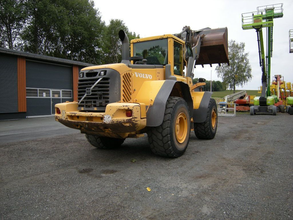 Volvo L 120 E - Radlader: das Bild 2 Volvo L 120 E - Radlader: das Bild 2