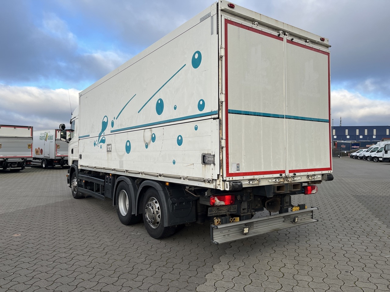 Scania R 450 6x2 Geränke Lenkachse Retarder - Koffer LKW: das Bild 5 Scania R 450 6x2 Geränke Lenkachse Retarder - Koffer LKW: das Bild 5