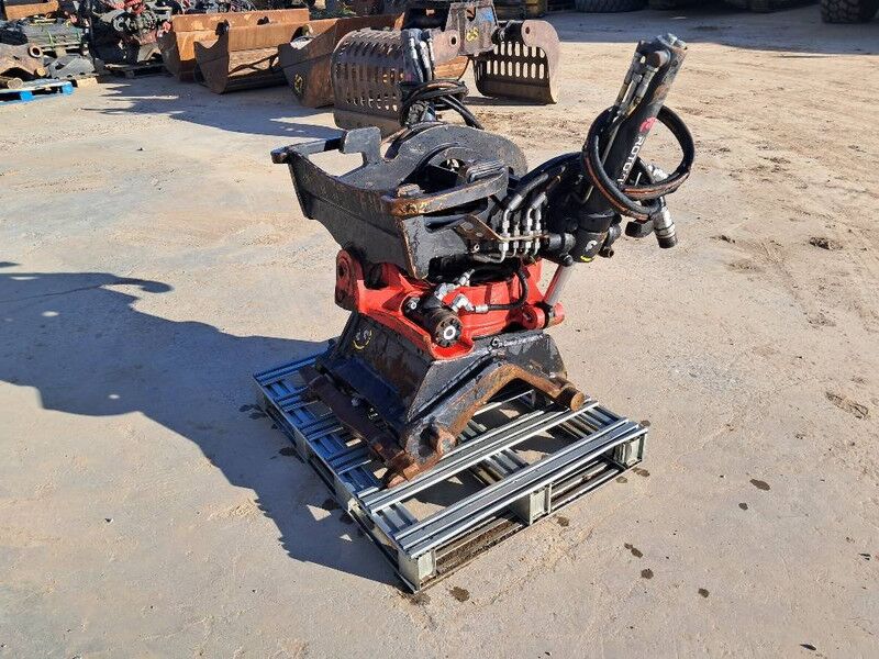 ROTOTILT R4 - Anbauteil für Baumaschine: das Bild 2 ROTOTILT R4 - Anbauteil für Baumaschine: das Bild 2