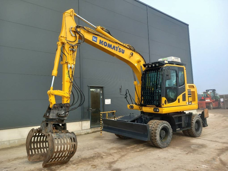 Komatsu PW148-10 - Mobilbagger: das Bild 3 Komatsu PW148-10 - Mobilbagger: das Bild 3