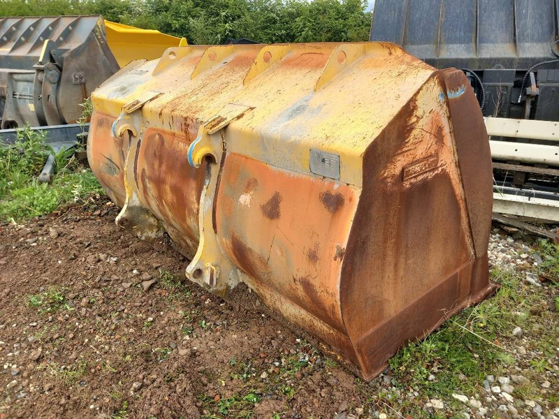 Komatsu WA380-8 QC & Bucket - Schaufel für Baumaschine: das Bild 2 Komatsu WA380-8 QC & Bucket - Schaufel für Baumaschine: das Bild 2