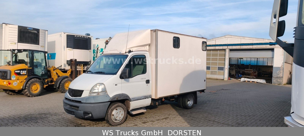 Renault Mascott Pferdeaufbau 2 Pferde - Tiertransporter LKW: das Bild 1 Renault Mascott Pferdeaufbau 2 Pferde - Tiertransporter LKW: das Bild 1