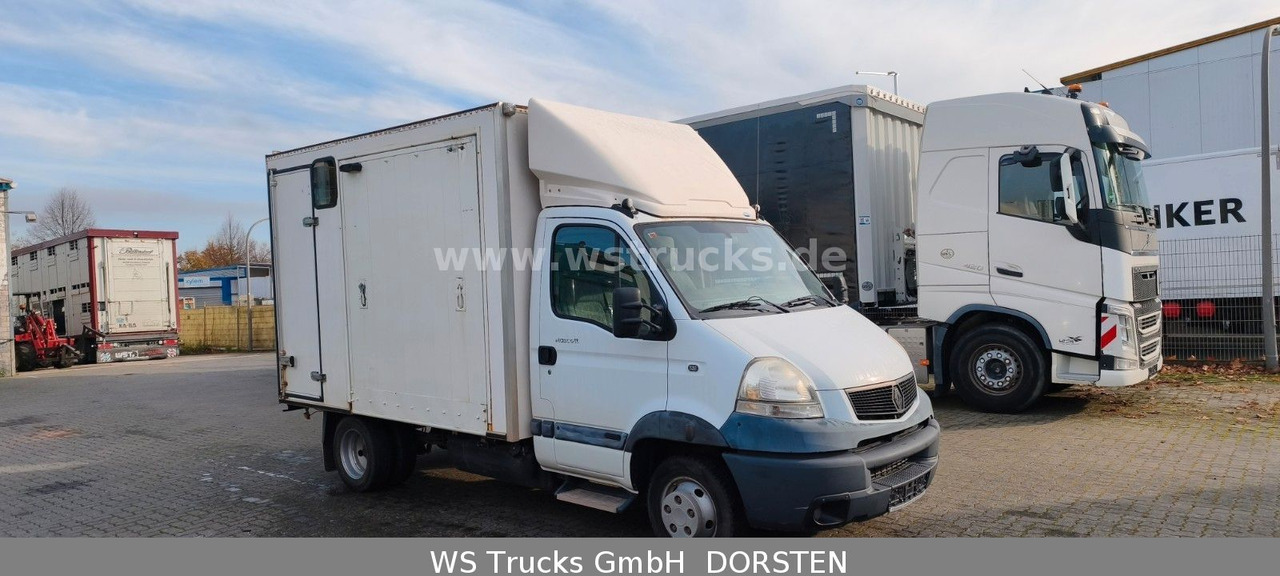 Renault Mascott Pferdeaufbau 2 Pferde - Tiertransporter LKW: das Bild 2 Renault Mascott Pferdeaufbau 2 Pferde - Tiertransporter LKW: das Bild 2