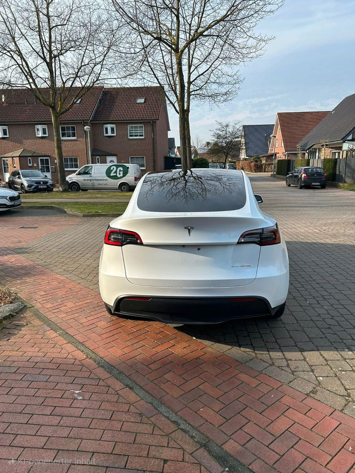 Tesla Model Y Hinterradantrieb RWD - Limousine: das Bild 4 Tesla Model Y Hinterradantrieb RWD - Limousine: das Bild 4