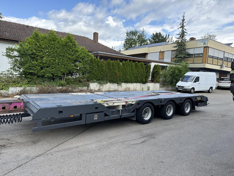 Broshuis Tele Semi Tieflader Luft 4.5 m auszieh u. 3 m verb Tele Semi Tieflader Luft 4.5 m auszieh u. 3 m verbreiterb. - Tieflader Auflieger: das Bild 3 Broshuis Tele Semi Tieflader Luft 4.5 m auszieh u. 3 m verb Tele Semi Tieflader Luft 4.5 m auszieh u. 3 m verbreiterb. - Tieflader Auflieger: das Bild 3