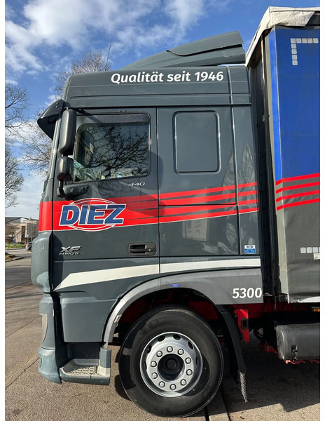 DAF XF 106.440 DAF XF 106 440 BL 4x2 *SpaceCab*Pritschenwagen mit Schiebeplane und EDSCHA - Verdeck* - Plane LKW: das Bild 3 DAF XF 106.440 DAF XF 106 440 BL 4x2 *SpaceCab*Pritschenwagen mit Schiebeplane und EDSCHA - Verdeck* - Plane LKW: das Bild 3