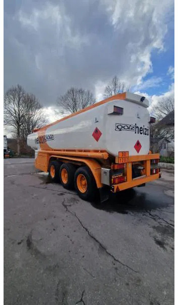 Diversen TSA Diesel Heizöl 6 Kammern 35.5 m³ Zählwerk TKZ A Schwelm TSA Diesel Heizöl 6 Kammern 35.5 m³ Zählwerk TKZ ABS - Tankauflieger: das Bild 4 Diversen TSA Diesel Heizöl 6 Kammern 35.5 m³ Zählwerk TKZ A Schwelm TSA Diesel Heizöl 6 Kammern 35.5 m³ Zählwerk TKZ ABS - Tankauflieger: das Bild 4
